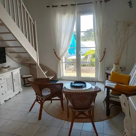 Holiday home Maison 6 Pers, Terrasse Sur Plan D'eau, Proche Plage, Golf, Centre Et Commodites - Fr-1-323-474